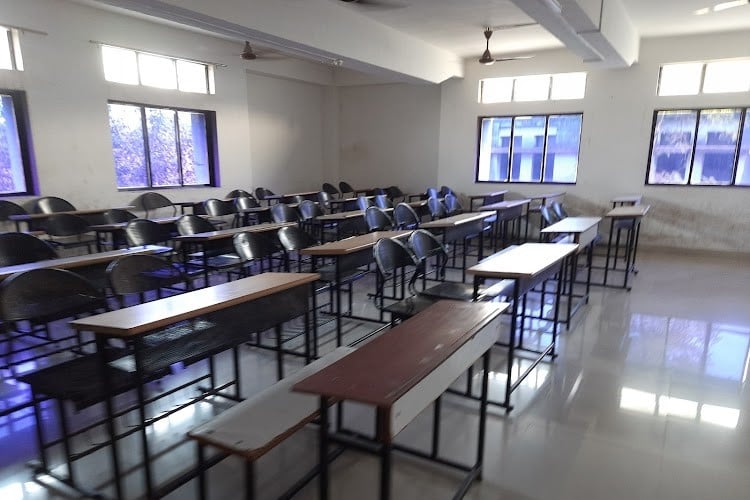 Laxmi Institute of Technology, Valsad