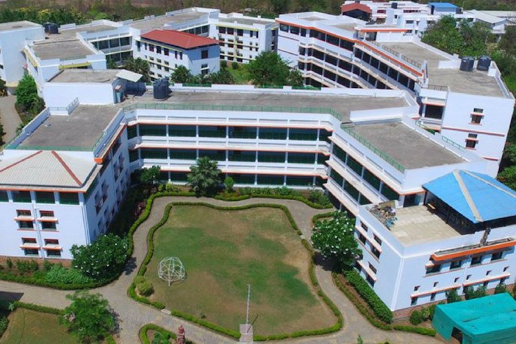 Laxmi Vidyapeeth, Valsad