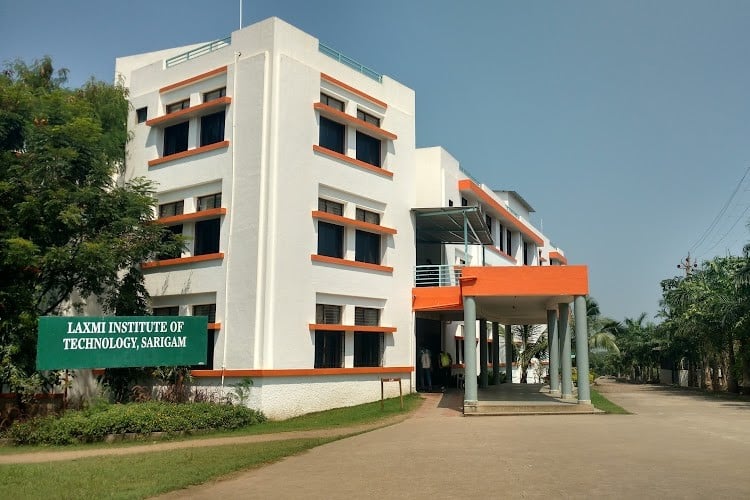 Laxmi Vidyapeeth, Valsad