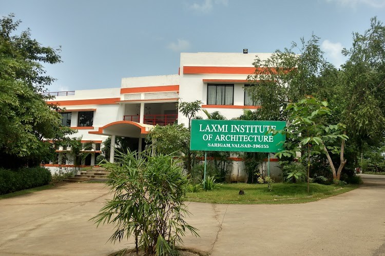 Laxmi Vidyapeeth, Valsad