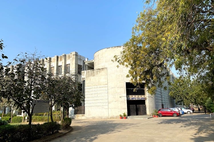 LD Arts College, Ahmedabad