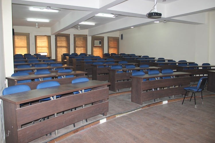 Lloyd Institute of Management and Technology (Pharm.), Greater Noida