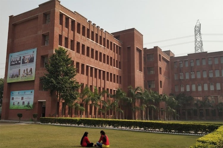 Lloyd Institute of Management and Technology (Pharm.), Greater Noida