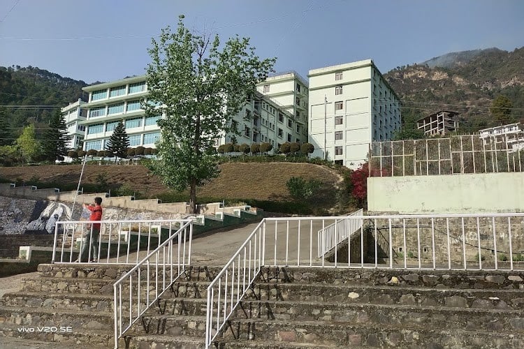 LR Institute of Engineering and Technology, Solan