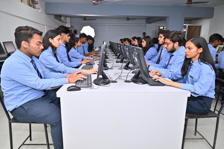 Lucknow Public College of Professional Studies, Lucknow