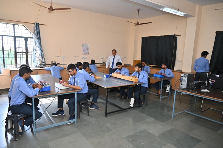 Lucknow Public College of Professional Studies, Lucknow