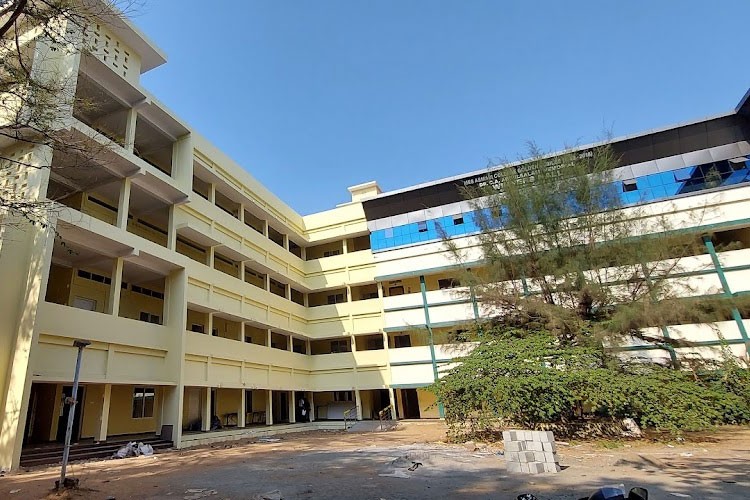 M.E.S. Asmabi College, Kodungallur