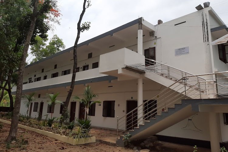 M.E.S. Asmabi College, Kodungallur