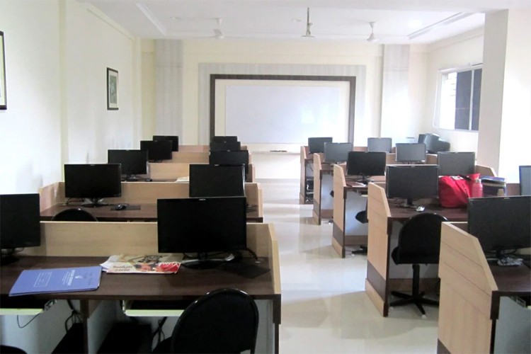 Madhukarrao Mahakalkar Nursing School, Nagpur