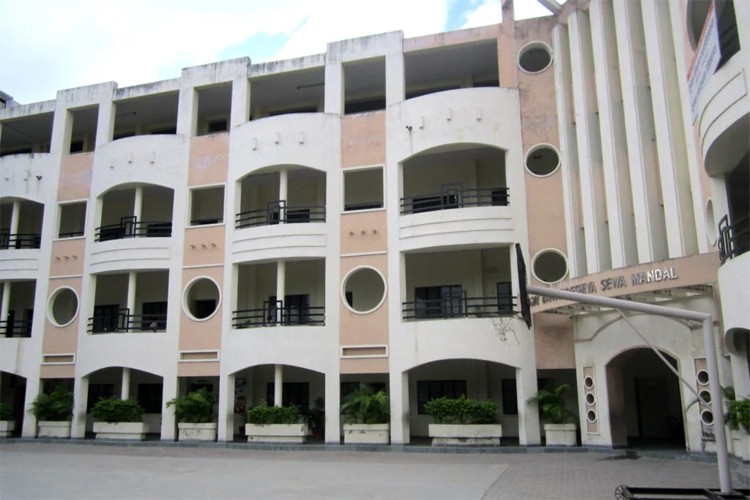 Madhukarrao Mahakalkar Nursing School, Nagpur