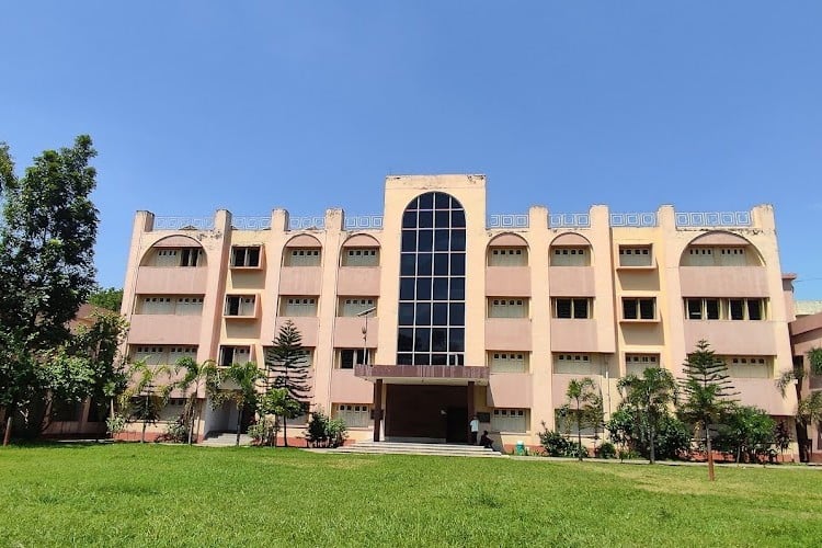 Maharajadhiraj Uday Chand Women's College, Bardhaman