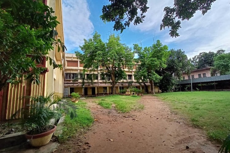 Maharajadhiraj Uday Chand Women's College, Bardhaman