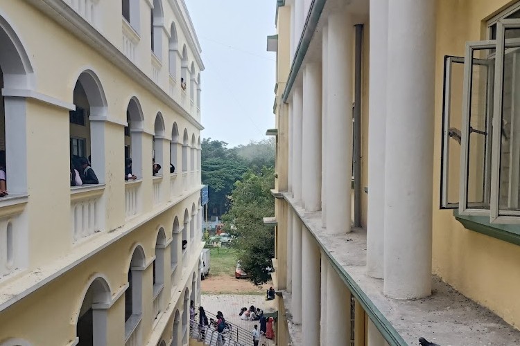 Maharanis Arts and Science College for Women, Mysore