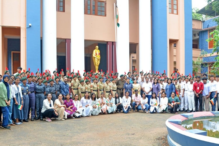 Mahatma Gandhi College, Trivandrum