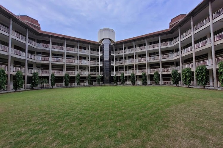 Mahatma Gandhi Mission College of Engineering & Technology, Noida