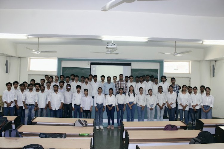 Mahatma Gandhi Mission College of Engineering & Technology, Noida