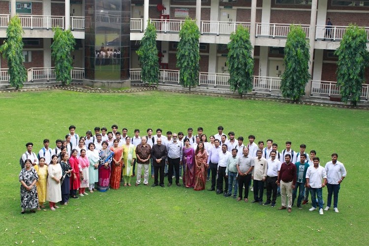 Mahatma Gandhi Mission College of Engineering & Technology, Noida