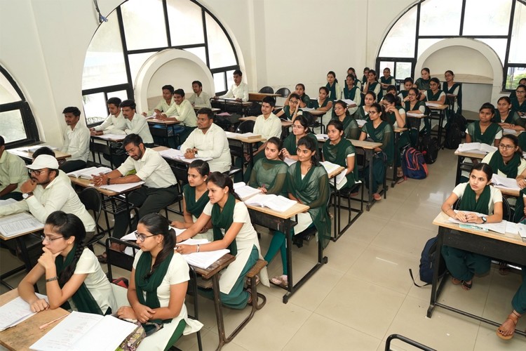 Mahatma Gandhi Vidyamandir's Karmaveer Bhausaheb Hiray Law College, Nashik