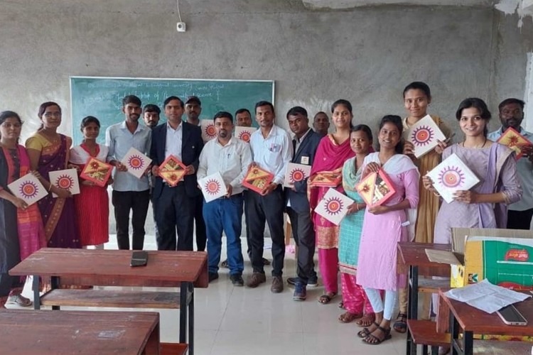 Mandesh Institute of Pharmaceutical Science and Research Centre, Satara