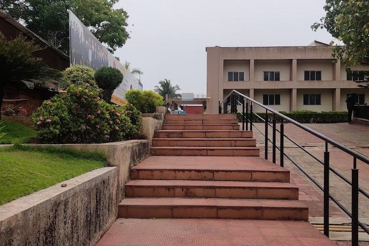 Manel Srinivas Nayak Institute of Management, Mangalore