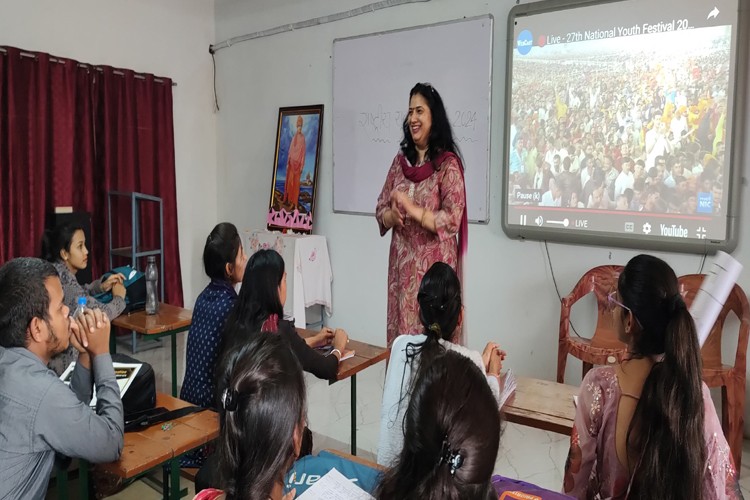 Mansa College of Education, Bhilai