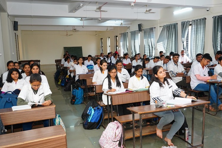 MES Ayurvedic College, Ratnagiri