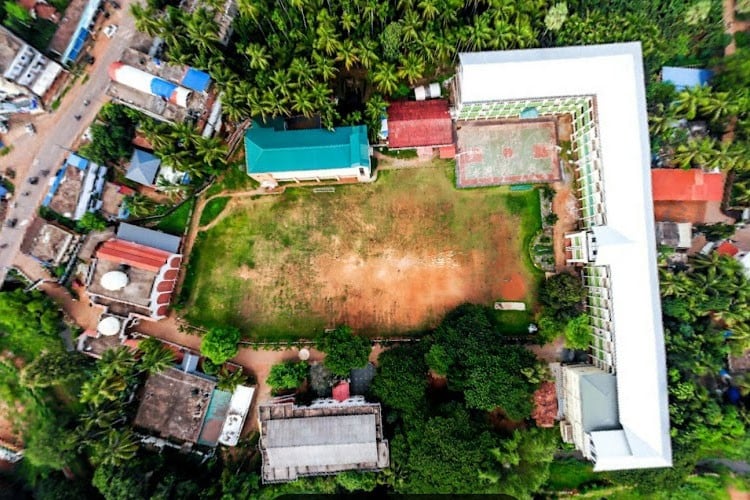 MES Keveeyam College Valanchery, Malappuram