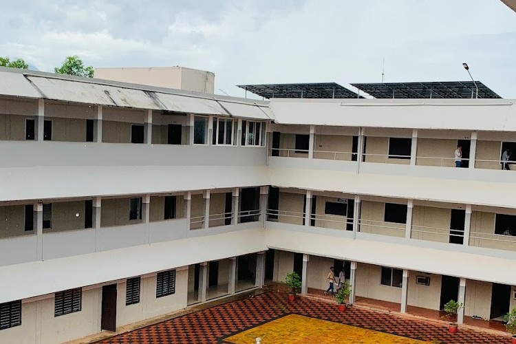 MET Arts and Science College Nadapuram, Calicut