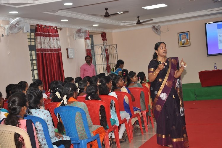 Muthurangam Government Arts College, Vellore