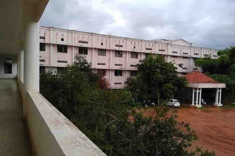 N.E.T. Pharmacy College, Raichur