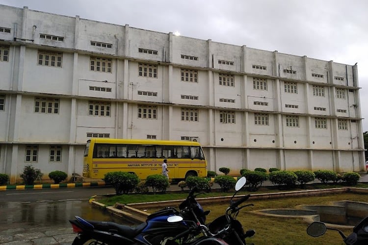 N.E.T. Pharmacy College, Raichur