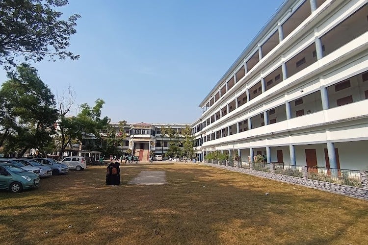 Nabin Chandra College, Karimganj