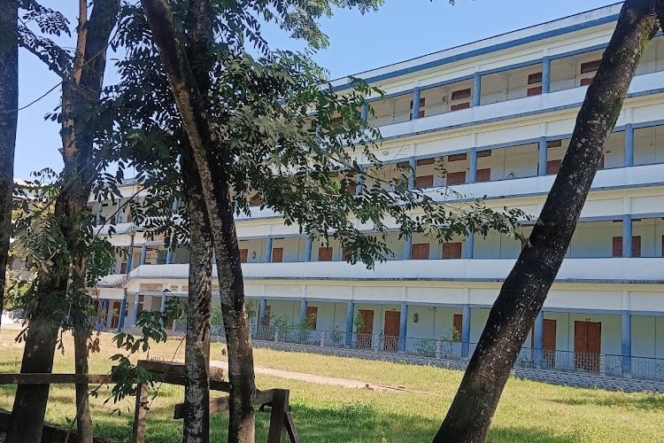 Nabin Chandra College, Karimganj