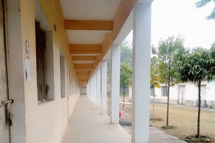 Navyug Arts and Commerce College, Jabalpur