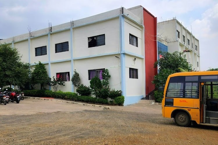 Oyster Institute of Pharmacy, Aurangabad