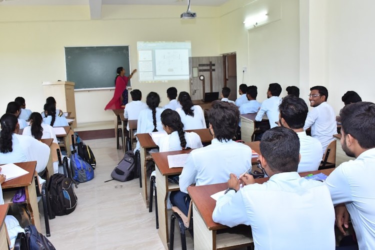 P Wadhwani College of Pharmacy, Yavatmal