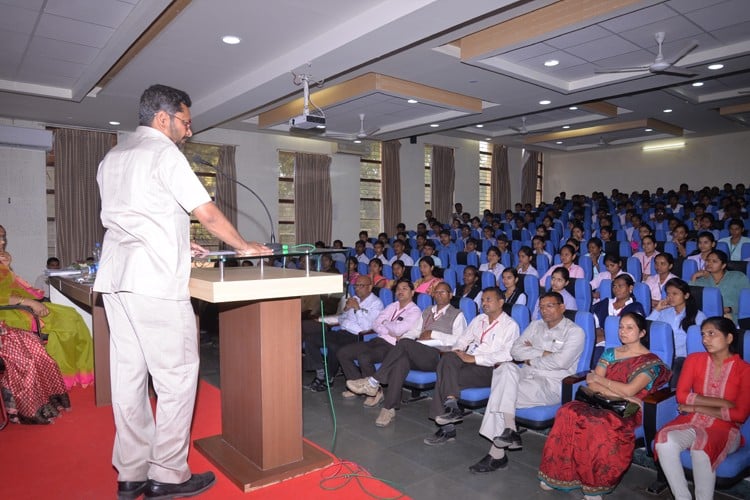 Padmashri Vikhe Patil Arts, Science & Commerce College Pravarnagar, Ahmednagar