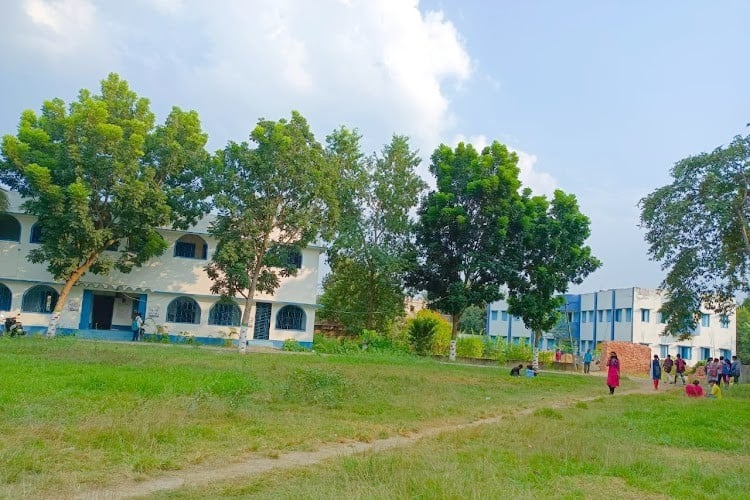 Pakuahat Degree College, Malda