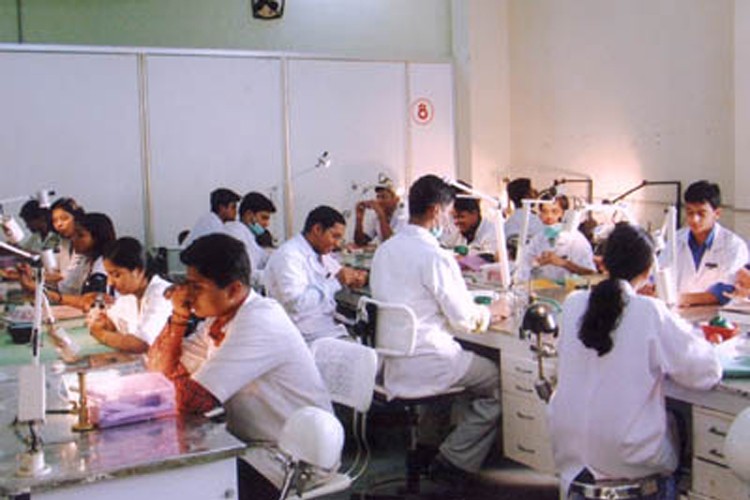 Pandit Deendayal Upadhyay Dental College, Solapur