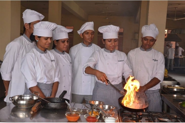 Peoples Institute of Hotel Management Catering Technology and Applied Nutrition, Bhopal