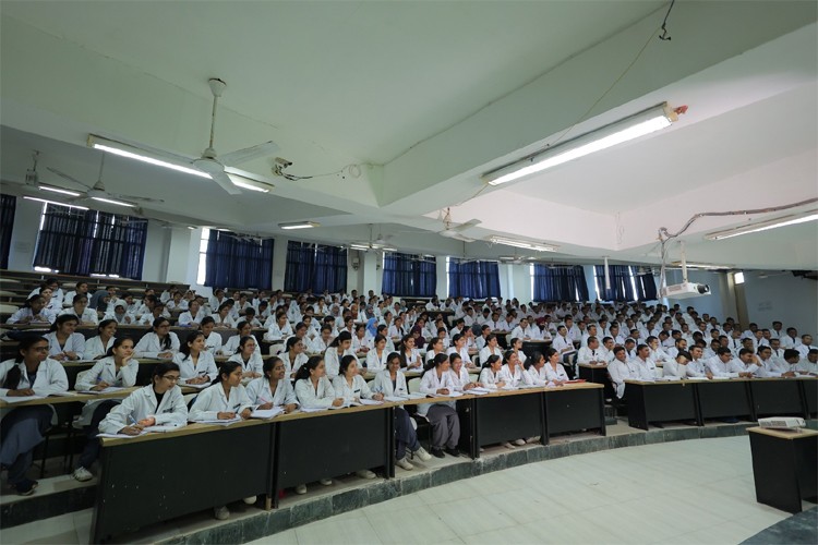 Pharmacy College, Saifai