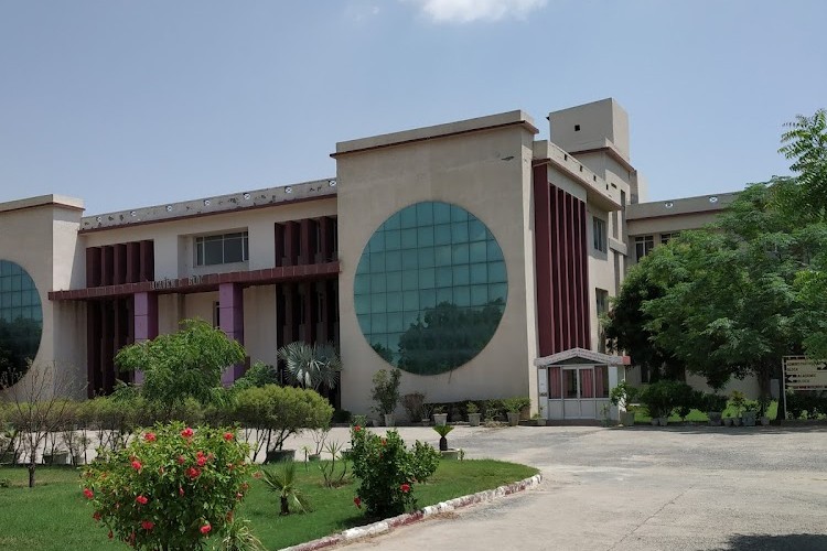 Prannath Parnami Institute of Management and Technology, Hisar