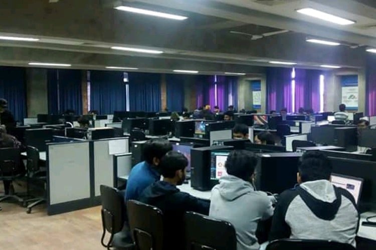 Pranveer Singh Institute of Technology, Kanpur