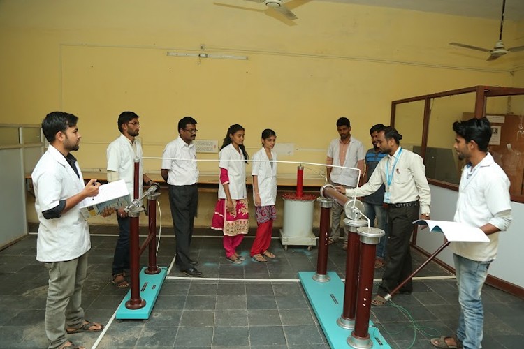 Proudhadeveraya Institute of Technology, Hospet