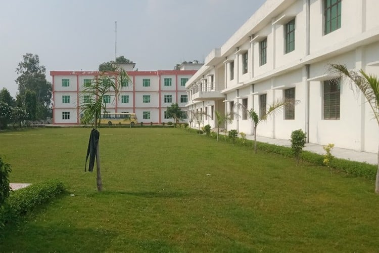 Radha Govind Institute of Pharmacy, Chandausi