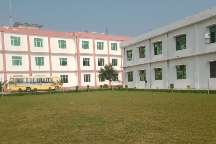 Radha Govind Institute of Pharmacy, Chandausi