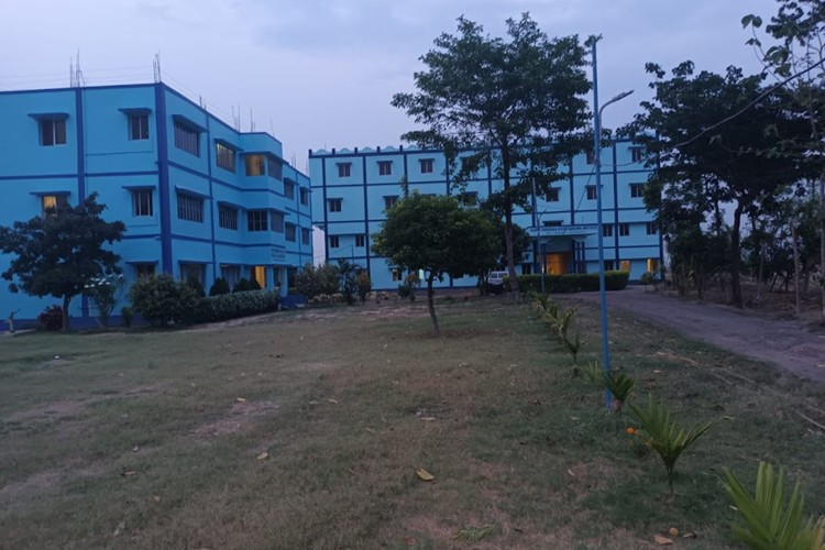 Raipur Rabindra Vivek Nursing Institute, Hooghly