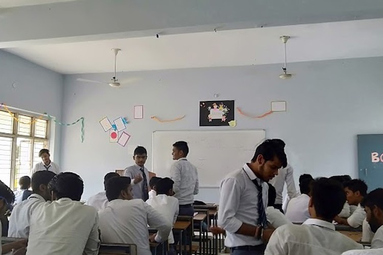 Rajiv Academy for Technology and Management, Mathura