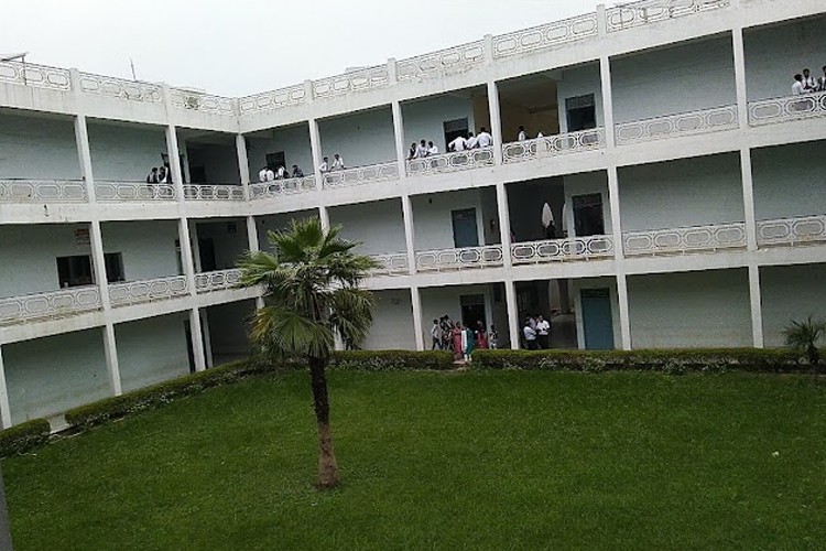 Rajiv Academy for Technology and Management, Mathura