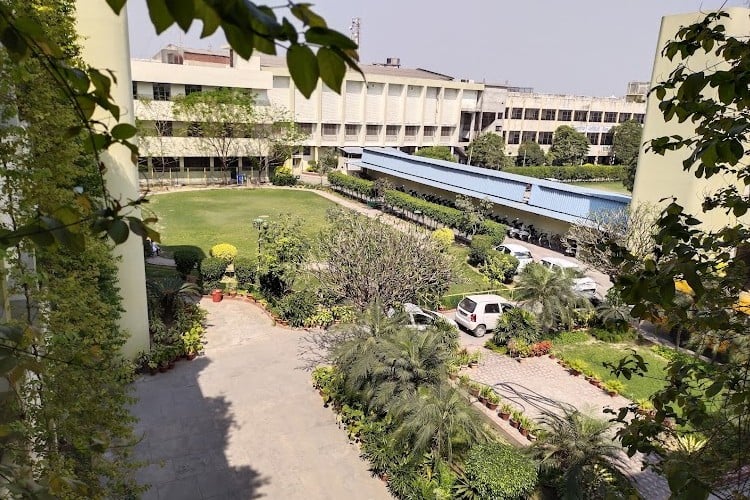 Ramgarhia Girls College, Ludhiana